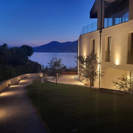 Attilio High Living Suites - Adults Only Torri Del Benaco Zewnętrze zdjęcie