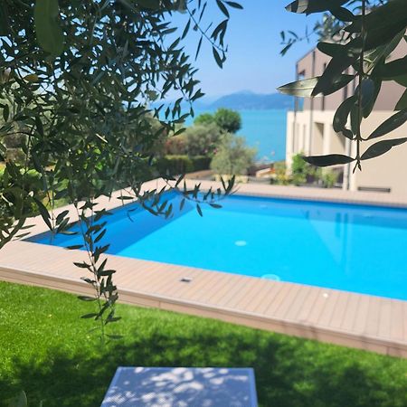 Attilio High Living Suites - Adults Only Torri Del Benaco Zewnętrze zdjęcie
