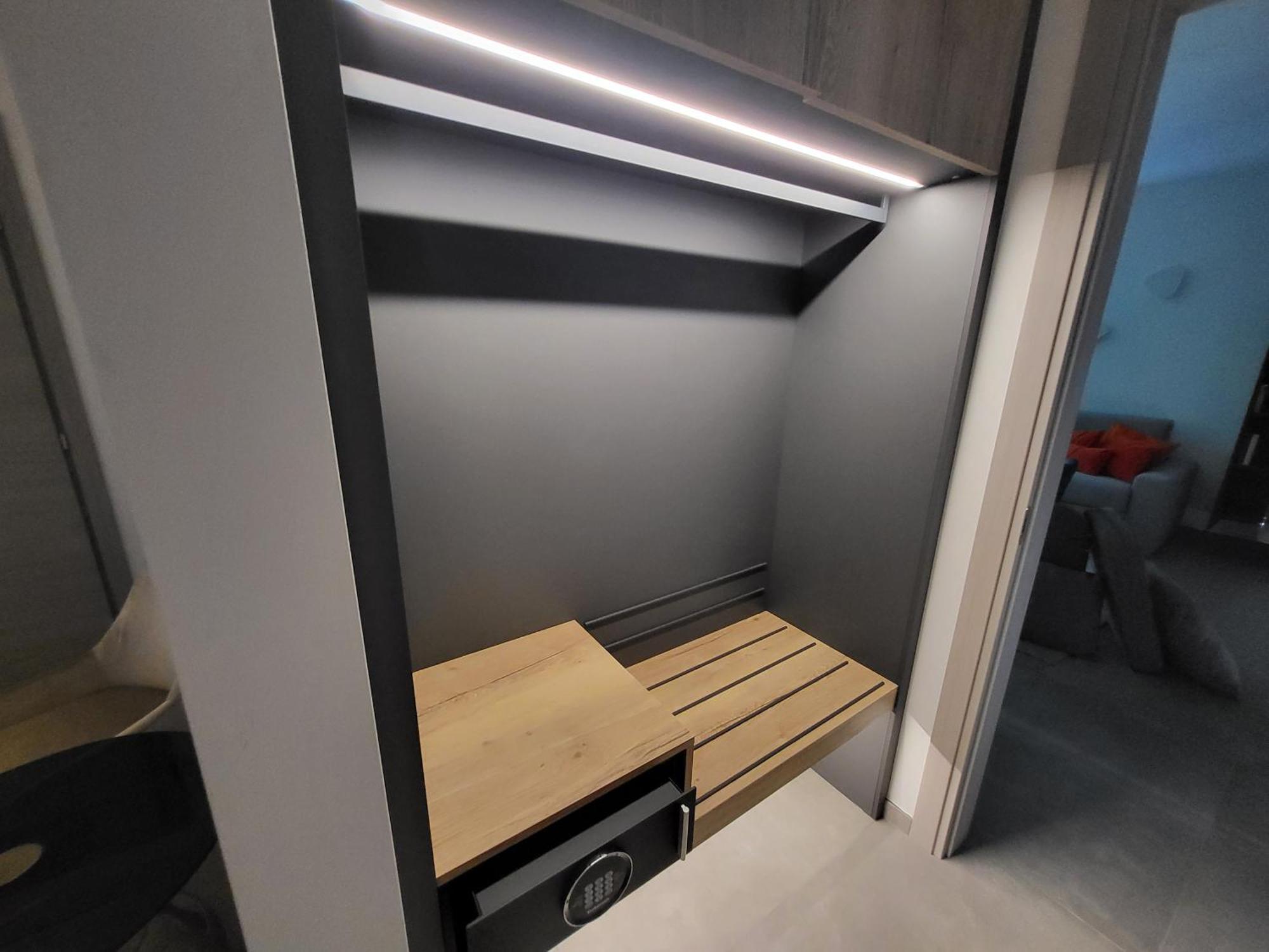 Attilio High Living Suites - Adults Only Torri Del Benaco Pokój zdjęcie